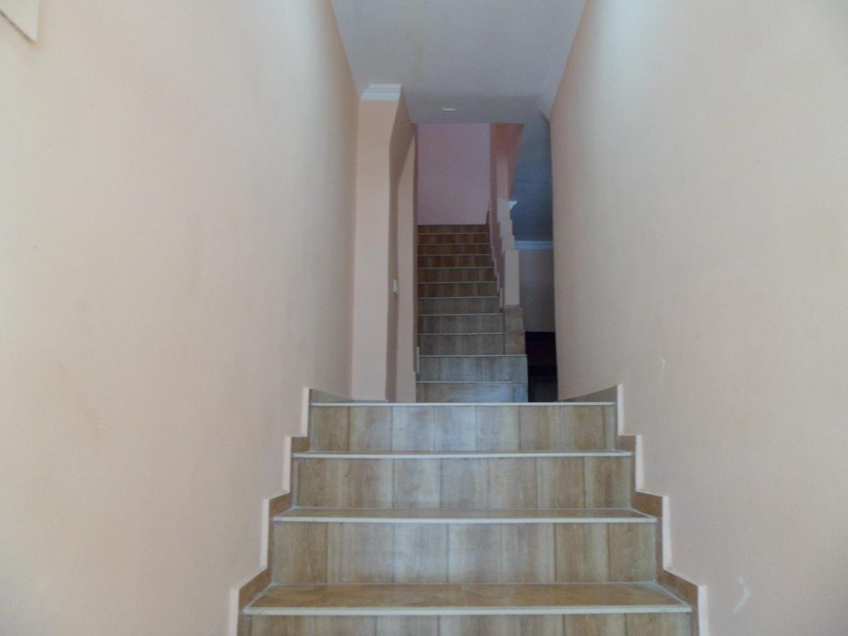 Everyday Cat Hostel Батумі Екстер'єр фото