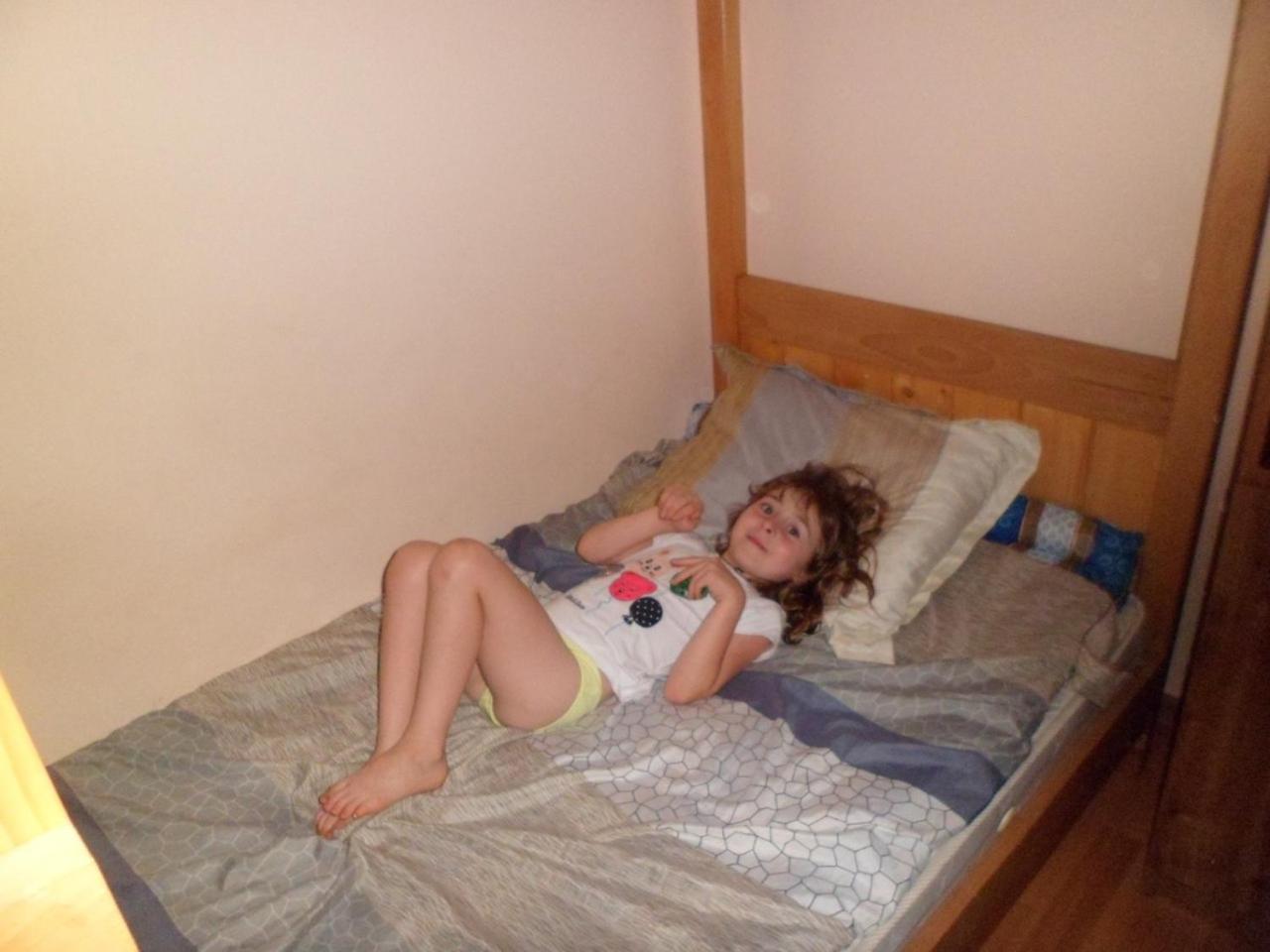 Everyday Cat Hostel Батумі Екстер'єр фото